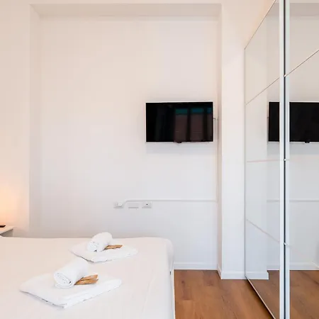 Modern With Balcony In For 4 Apartmán *